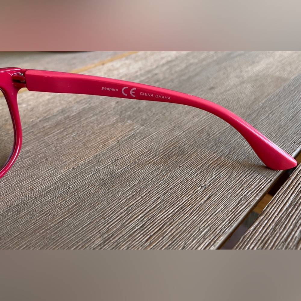 Peepers Reading Glasses - Picture 4 of 4